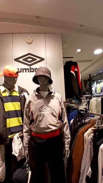 Umbro – LOTTE Department Store Konkuk Univ. Star City Branch [Tax Refund Shop] (엄브로 롯데백화점 건대스타시티점)