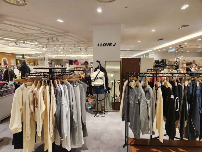 I Love J – TIMES SQUARE Branch [Tax Refund Shop](아이러브제이 타임스퀘어점)