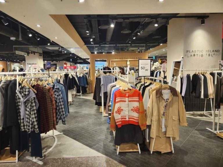 Plastic Island – NC Singuro Branch [Tax Refund Shop](플라스틱아일랜드 NC 신구로점)