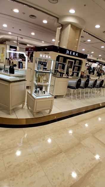 Hera – Lotte Department Store Gwanak Branch [Tax Refund Shop](헤라 롯데백화점 관악점)