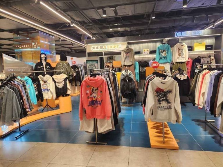 Double Eight – NC Singuro Branch [Tax Refund Shop](더블에잇 NC 신구로점)