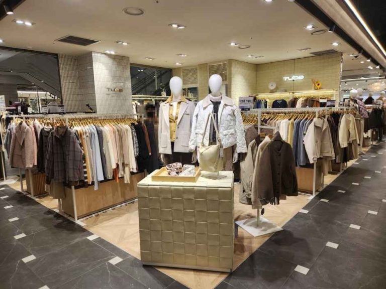 Tube – NC Singuro Branch [Tax Refund Shop](튜브 NC 신구로점)