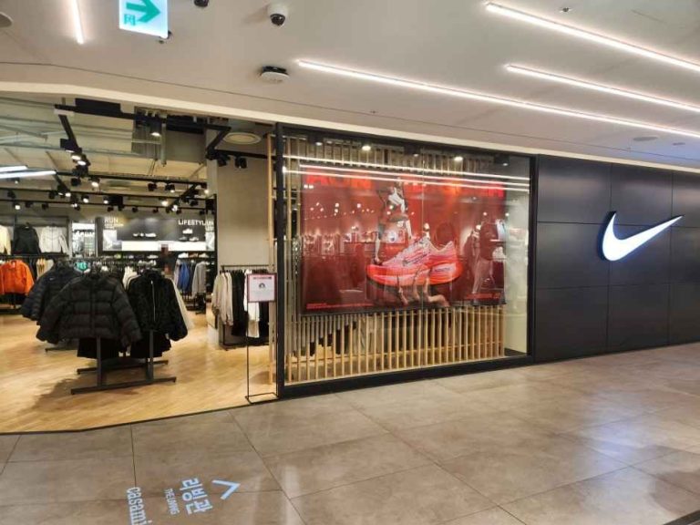 Nike-Shinsegae Department Store Times Square Branch [Tax Refund Shop] (나이키 신세계백화점 타임스퀘어점)