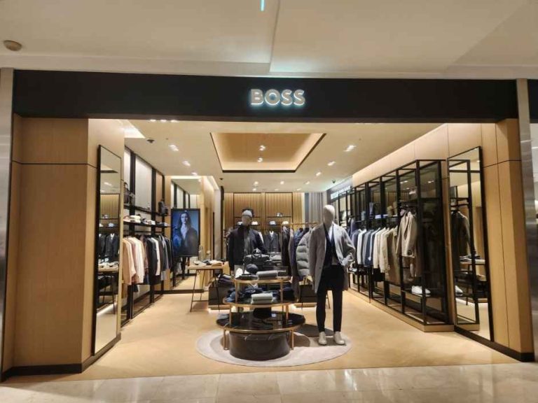 Hugo Boss – Hyundai Department Store Mokdong Branch [Tax Refund Shop](휴고보스 현대백화점 목동점)