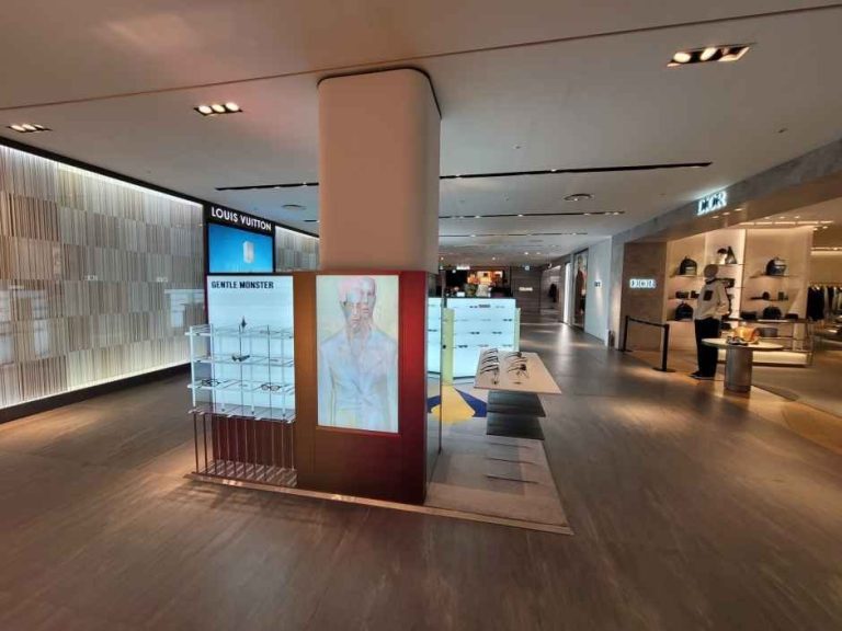 Gentle Monster – Galleria Department Store Luxury Hall West [Tax Refund Shop](젠틀몬스터 갤러리아백화점 명품관 WEST점)