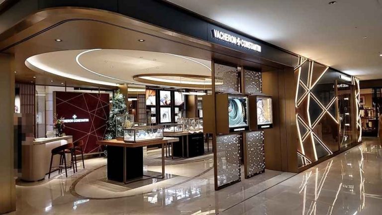 Vacheron Constantin Hyundai Department Store Apgujeong Main Branch [Tax Refund Shop](바쉐론콘스탄틴 현대백화점 압구정본점)