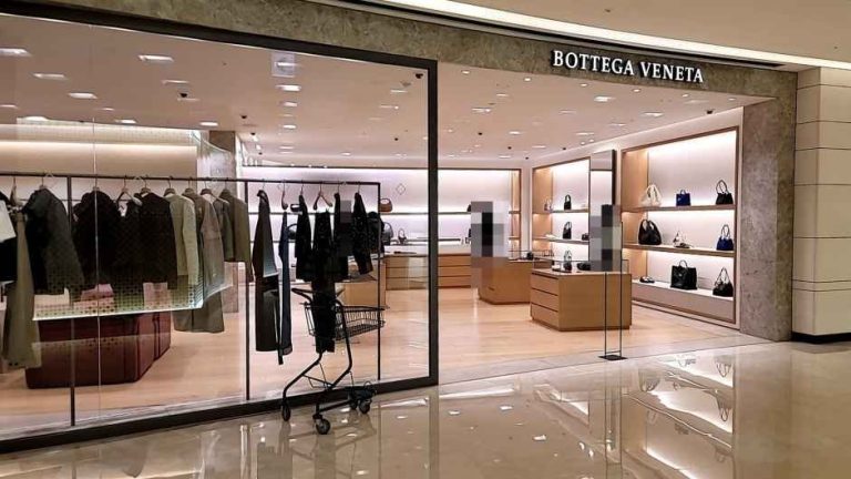 Bottega Veneta – Hyundai Department Store Apgujeong Main Branch [Tax Refund Shop](보테가베네타 현대백화점 압구정본점)