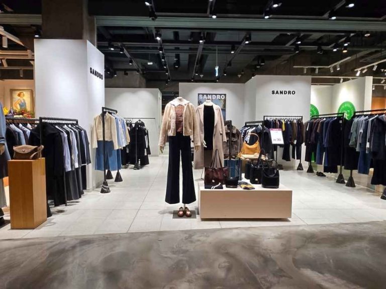 Sandro LOTTE Department Store Jamsil Avenuel Branch [Tax Refund Shop](산드로 롯데백화점 잠실 에비뉴엘점)