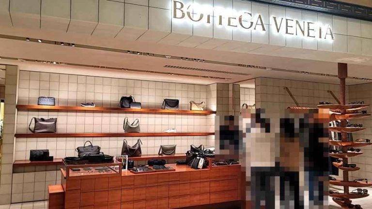 Bottega Veneta Men Shinsegae Department Store Gangnam Branch [Tax Refund Shop](보테가베네타남성 신세계백화점 강남점)