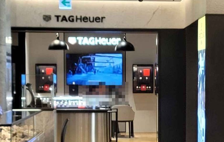 TAG Heuer Shinsegae Department Store Gangnam Branch [Tax Refund Shop](태그호이어 신세계백화점 강남점)