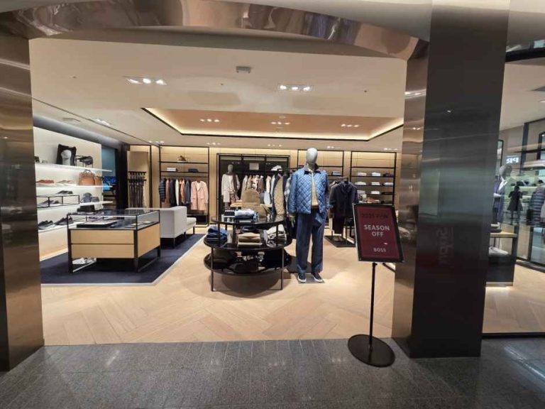 Hugo Boss – Lotte Department Store Main Branch [Tax Refund Shop](휴고보스 롯데백화점 본점)