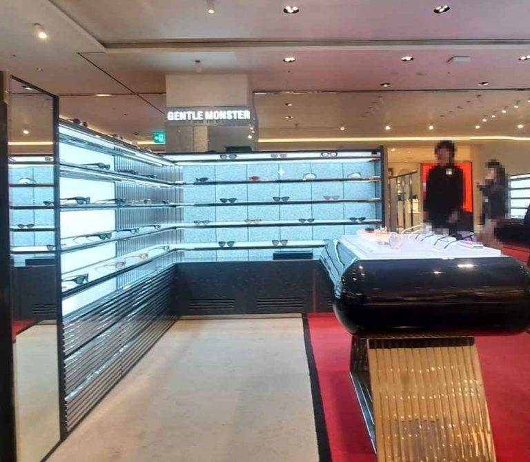 Gentle Monster – Lotte Department Store Main Branch [Tax Refund Shop](젠틀몬스터 롯데백화점 본점)