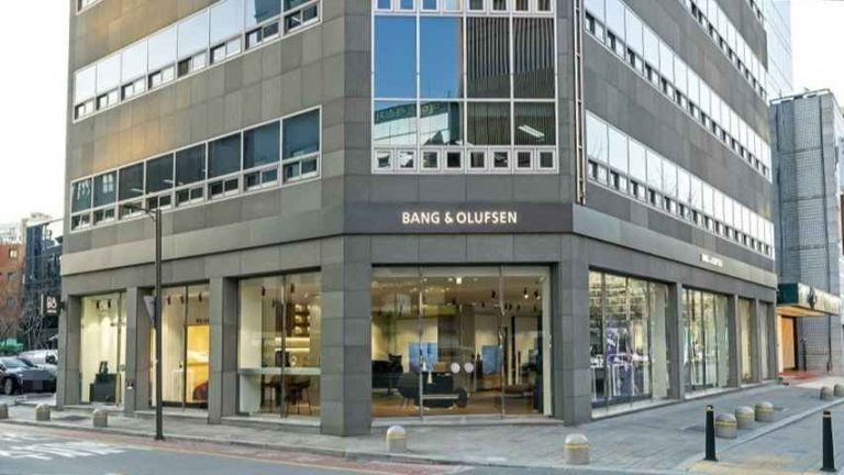 Bang & Olufsen Apgujeong Flagship Store [Tax Refund Shop](뱅앤올룹슨 압구정 플래그십 스토어)