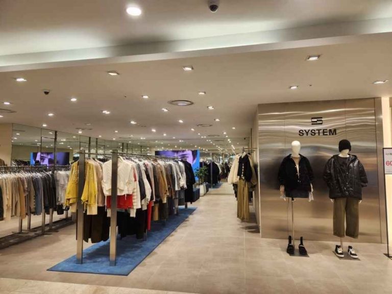 System – Hyundai Outlets Gasan Branch [Tax Refund Shop](시스템 현대아울렛 가산점)