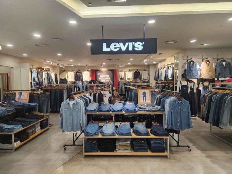 Levi’S – Mario Outlet Building 3 Branch [Tax Refund Shop] (리바이스 마리오아울렛 3관점)
