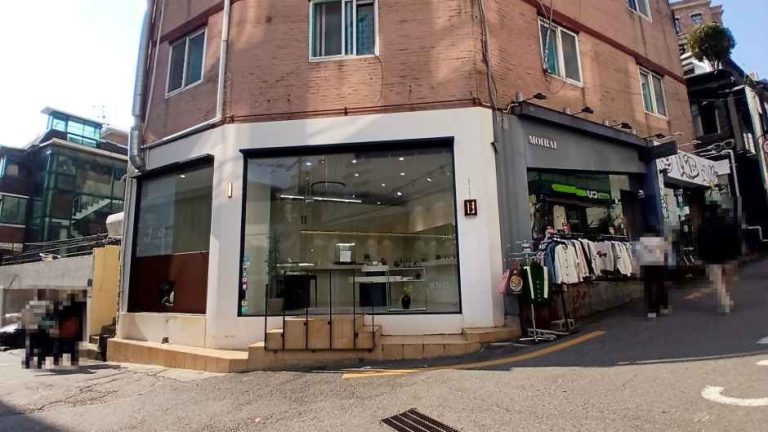 BND Hannam Branch [Tax Refund Shop](비앤디 한남점)