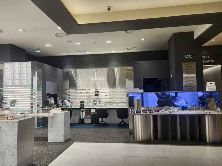 Africa Eyewear – Hyundai Department Store The Hyundai Seoul [Tax Refund Shop] (아프리카안경 현대백화점 더현대 서울)