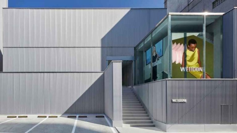 We11done Flagship Store [Tax Refund Shop](웰던 플래그십 스토어)