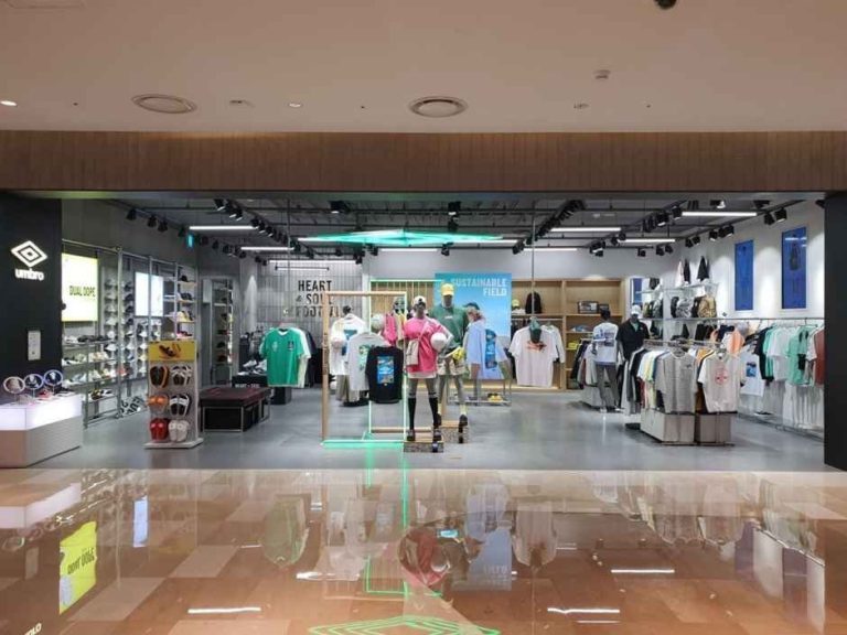 Umbro – Lotte World Mall [Tax Refund Shop] (엄브로 롯데월드몰점)
