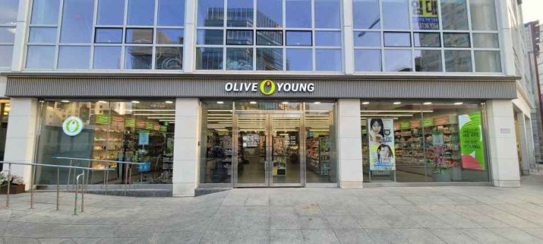 Olive Young Samjeon Station Branch [Tax Refund Shop](올리브영 삼전역점)