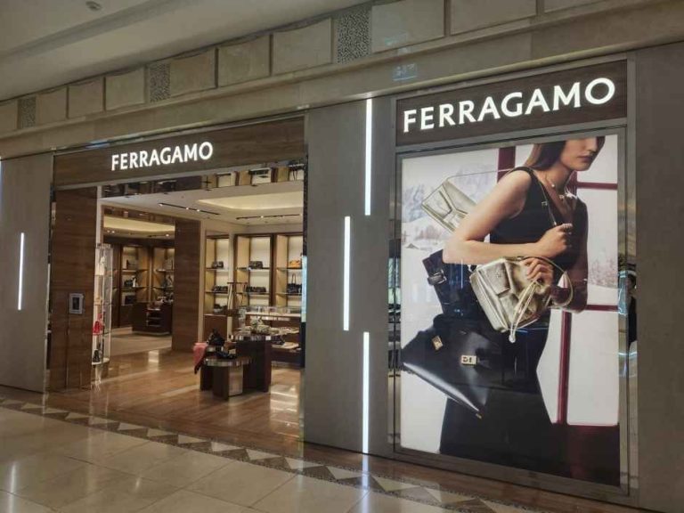 Salvatore Ferragamo Hyundai Department Store Mokdong Branch [Tax Refund Shop](살바토레페라가모 현대백화점 목동점)