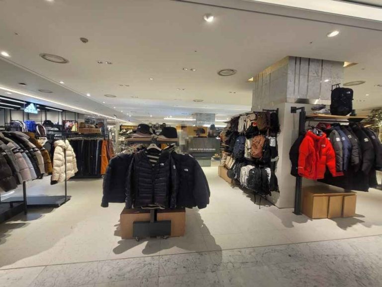 The North Face – Hyundai Department Store Trade Center Branch [Tax Refund Shop](노스페이스 현대백화점 무역센터점)