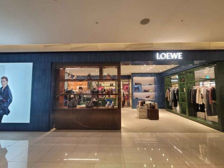 Loewe – Hyundai Department Store Trade Center Branch [Tax Refund Shop](로에베 현대백화점 무역센터점)