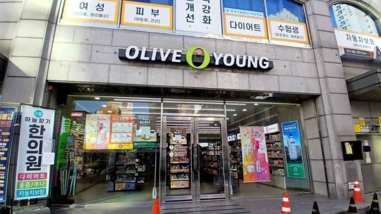 Olive Young – Yeonsinnae Rodeo Branch [Tax Refund Shop](올리브영 연신내로데오점)