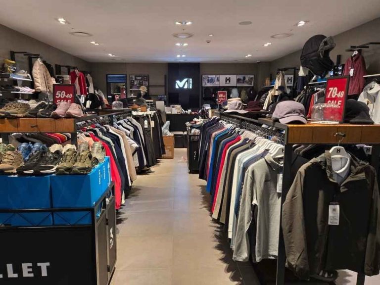 Millet – Hyundai Outlet Garden Five Branch [Tax Refund Shop] (밀레 현대아울렛 가든파이브점)