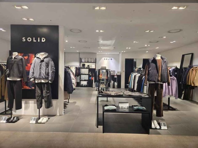 Solid Homme – Hyundai Outlet Garden Five Branch [Tax Refund Shop] (솔리드옴므 현대아울렛 가든파이브점)