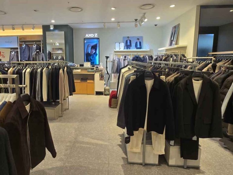 And Z – Hyundai Outlet Garden Five Branch [Tax Refund Shop] (앤드지 현대아울렛 가든파이브점)