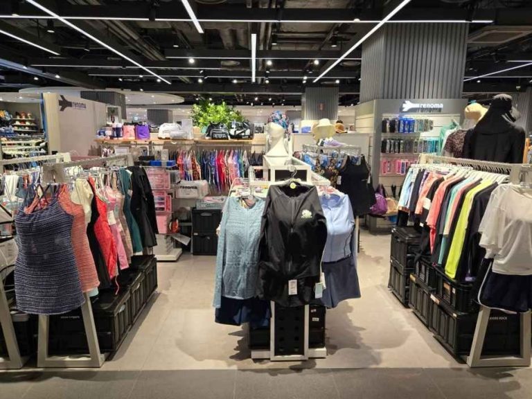 Renoma Swimsuit – Hyundai Outlet Garden Five Branch [Tax Refund Shop] (레노마수영복 현대아울렛 가든파이브점)
