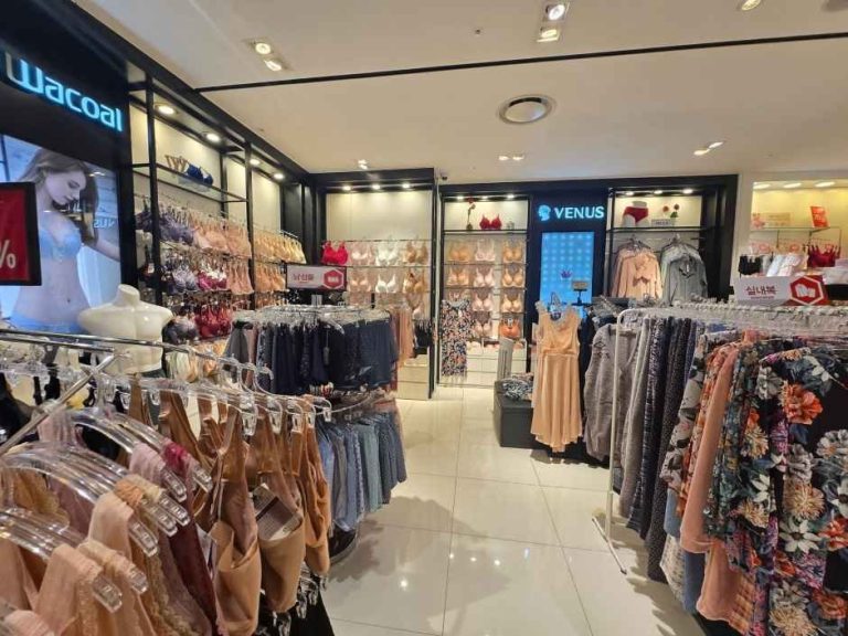 Venus – Hyundai Outlets Garden Five Branch [Tax Refund Shop](비너스 현대아울렛 가든파이브점)