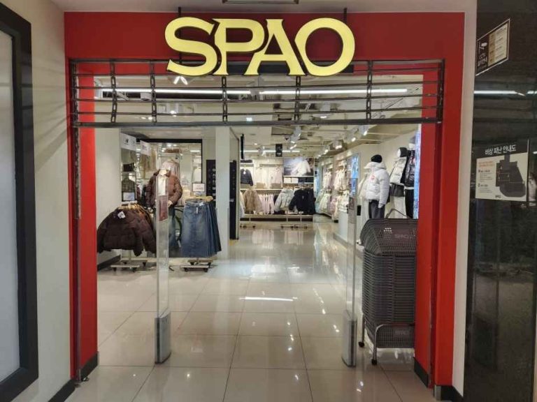 Spao – Sinchon Branch [Tax Refund Shop](스파오 신촌점)