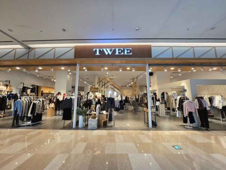 Twee – Lotte World Mall  [Tax Refund Shop](트위 롯데월드몰점)