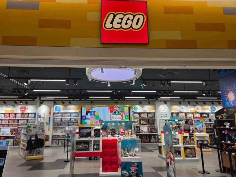 Lego – Lotte World Mall  [Tax Refund Shop](레고 롯데월드몰점)