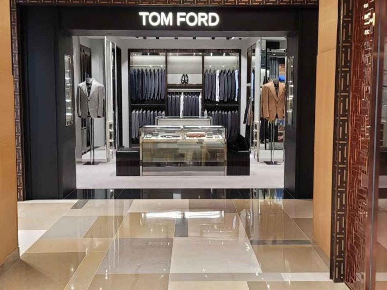 Tom Ford – Shinsegae Department Store Gangnam Branch [Tax Refund Shop](톰포드 신세계백화점 강남점)