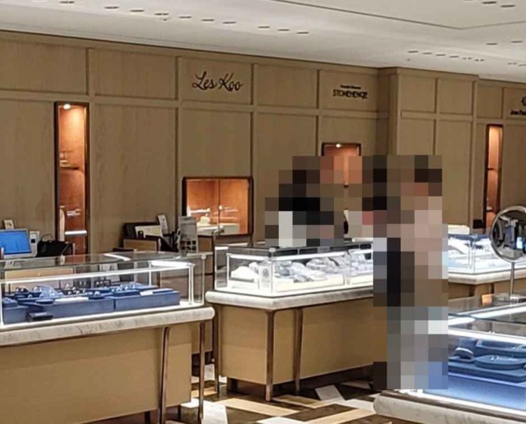 Les Koo – Shinsegae Department Store Gangnam Branch [Tax Refund Shop](레쿠 신세계백화점 강남점)