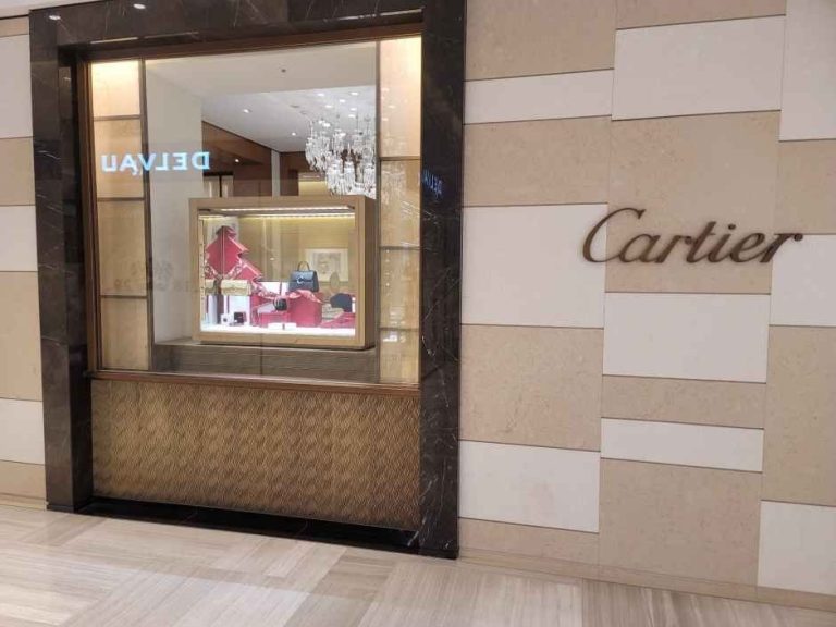 Cartier – Shinsegae Department Store Gangnam Branch [Tax Refund Shop](까르띠에 신세계백화점 강남점)