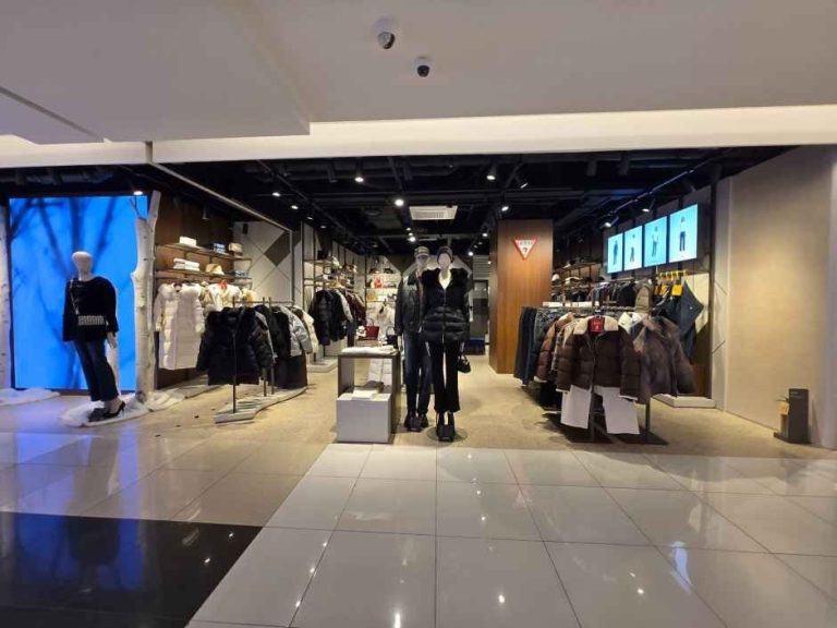 Guess – Lotte Department Store Jamsil Branch [Tax Refund Shop](게스 롯데백화점 잠실점)