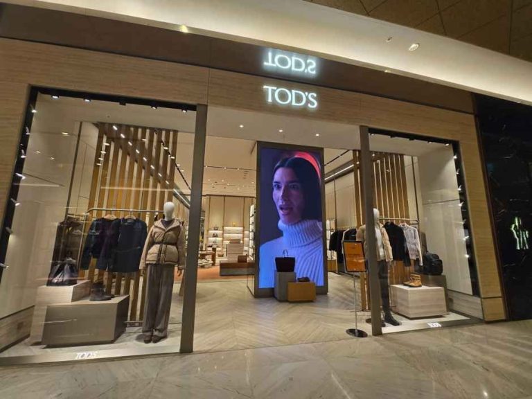 Tod’S – LOTTE Department Store Jamsil Avenuel Branch [Tax Refund Shop](토즈 롯데백화점 잠실 에비뉴엘점)