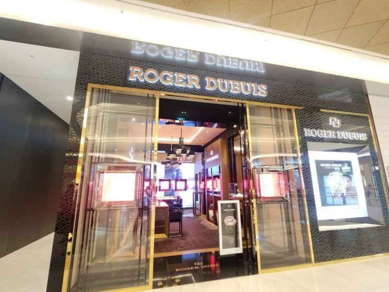 Roger Dubuis – Lotte LOTTE Department Store Jamsil Avenuel Branch [Tax Refund Shop](로저드뷔 롯데백화점 잠실 에비뉴엘점)