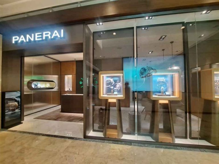 Panerai – LOTTE Department Store Myeongdong Avenuel Branch [Tax Refund Shop](파네라이 롯데백화점 본점 에비뉴엘)