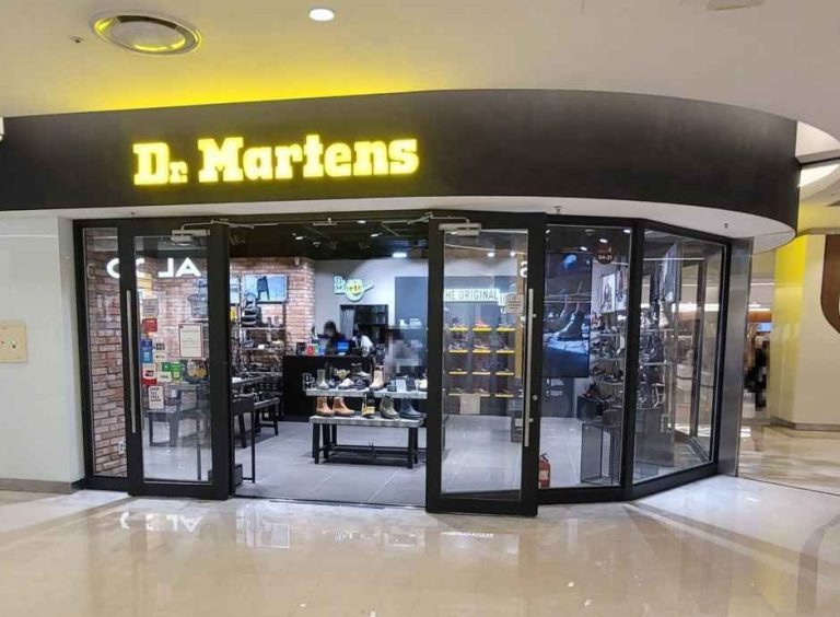 Dr. Martens – Starfield Coex Mall Branch [Tax Refund Shop](닥터마틴 스타필드 코엑스몰점)