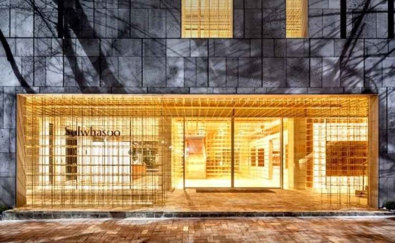 Sulwhasoo Dosan Flagship Store [Tax Refund Shop](설화수 도산 플래그십 스토어)