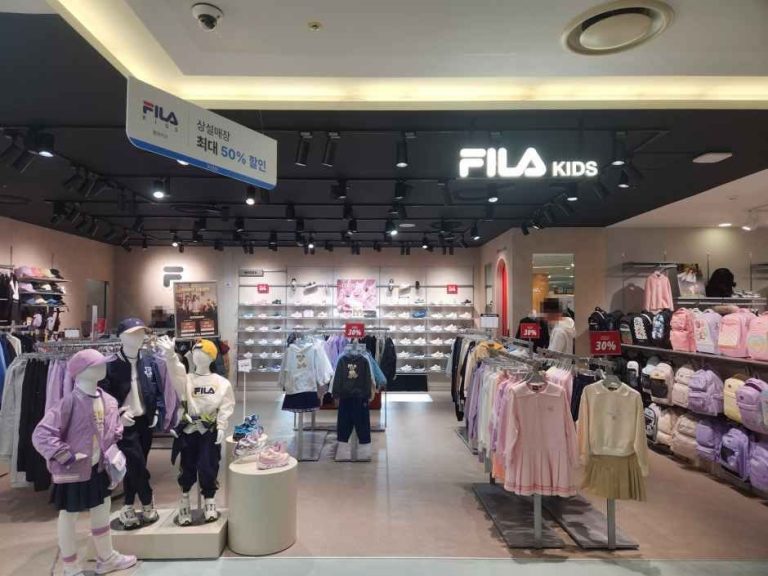 Fila Kids – Mario Outlet Building 3 Branch [Tax Refund Shop] (휠라키즈 마리오아울렛 3관점)