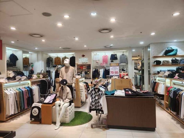 Pearly Gates – Mario Outlet Building 2 Branch [Tax Refund Shop] (파리게이츠 마리오아울렛 2관점)