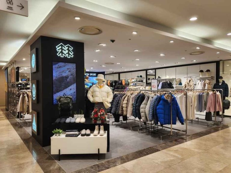 Kolon Sport – Hyundai Outlets Gasan Branch [Tax Refund Shop] (코오롱스포츠 현대아울렛 가산점)