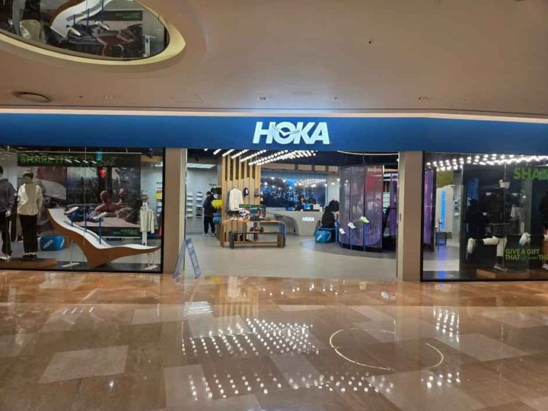 HOKA – Lotte World Mall [Tax Refund Shop] (호카 롯데월드몰점)