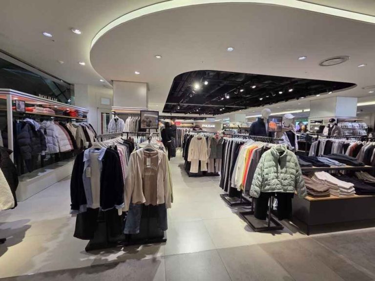 Polham – Hyundai Outlets Dongdaemun Branch [Tax Refund Shop](폴햄 현대아울렛 동대문점)